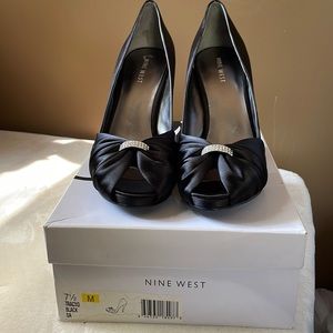 Nine West Trayco pumps size 7 1/2 black